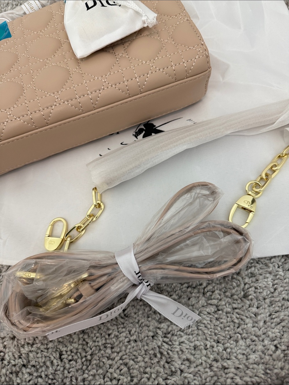 INSPIRED LADY D - JOY BAG in beige - Picture 5 of 5